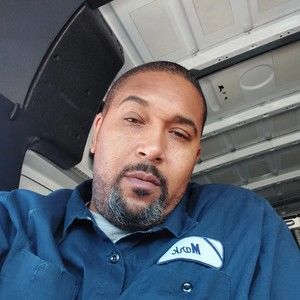 Meet your Posher, Mark